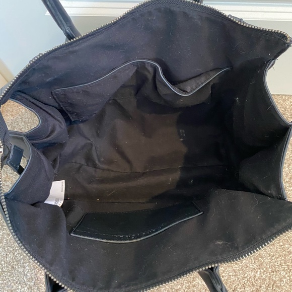 Forever 21 black tote bag - Picture 5 of 7